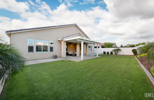 14115 Pemberley Passage Avenue, Bakersfield, CA 93311