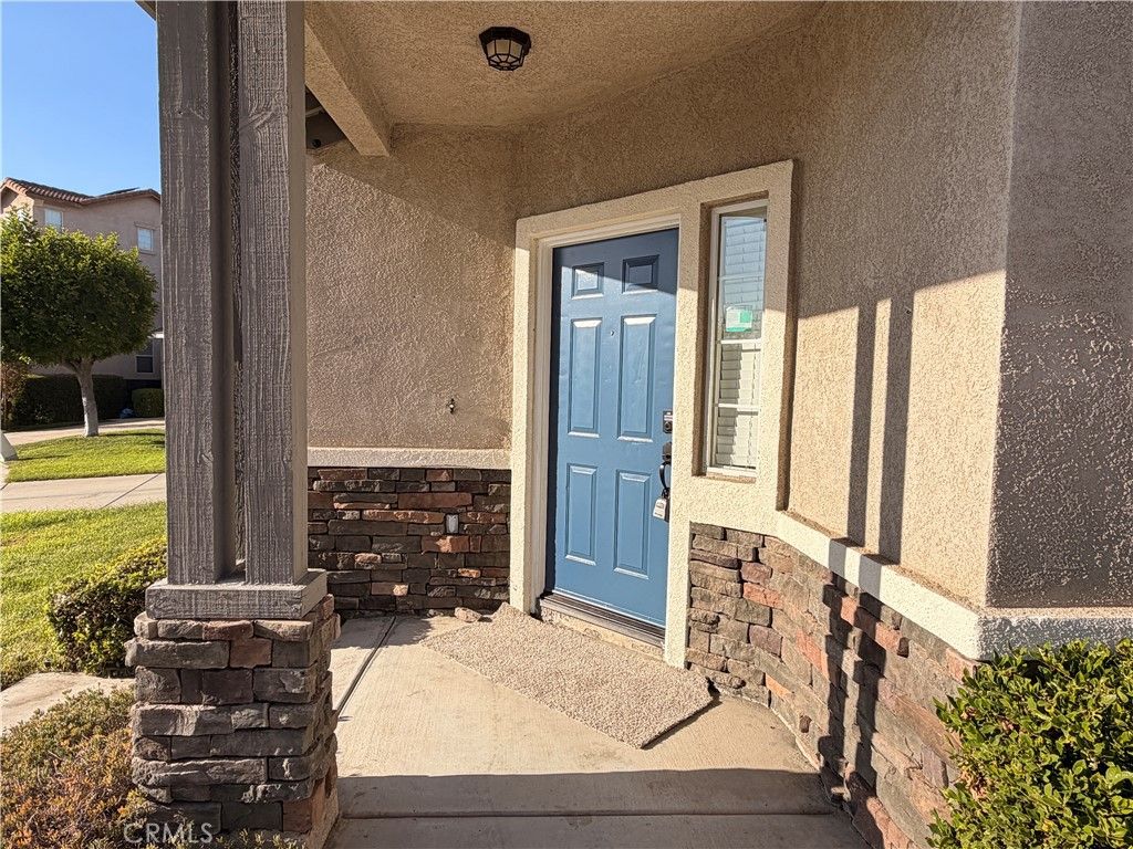 26186 Lawrence Union, Murrieta, CA 92563 — photo 2