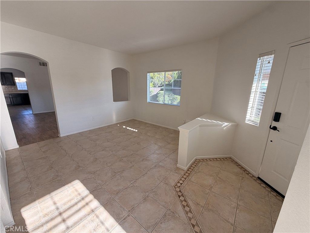26186 Lawrence Union, Murrieta, CA 92563 — photo 3