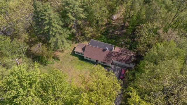186 Old Bennington Road, Greenfield, NH 03047