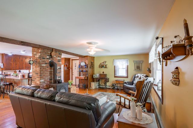 186 Old Bennington Road, Greenfield, NH 03047