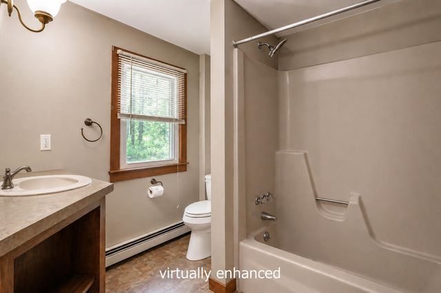 186 Old Bennington Road, Greenfield, NH 03047