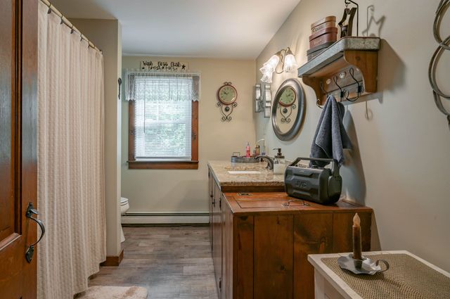 186 Old Bennington Road, Greenfield, NH 03047