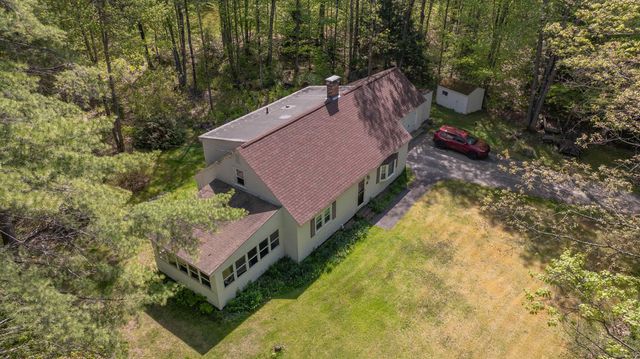 186 Old Bennington Road, Greenfield, NH 03047