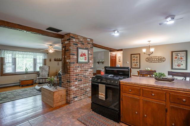 186 Old Bennington Road, Greenfield, NH 03047