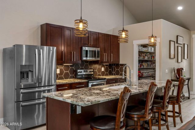 2270 SPITFIRE Circle, Overgaard, AZ 85933