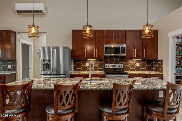 2270 SPITFIRE Circle, Overgaard, AZ 85933