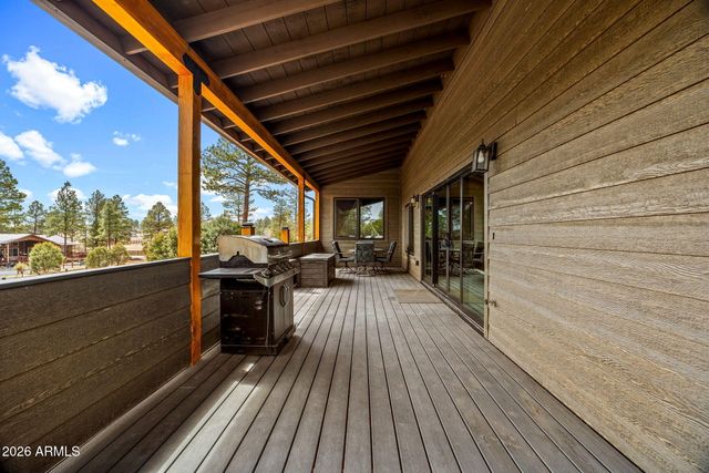 2270 SPITFIRE Circle, Overgaard, AZ 85933