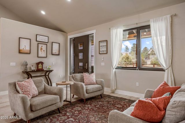 2270 SPITFIRE Circle, Overgaard, AZ 85933