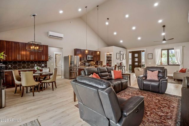 2270 SPITFIRE Circle, Overgaard, AZ 85933