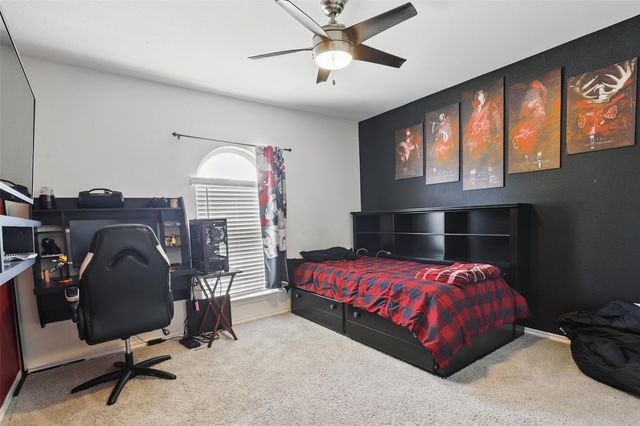 1417 Grassy Meadows Drive, Burleson, TX 76058
