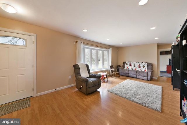 208 MARILYN RD, Hatboro, PA 19040