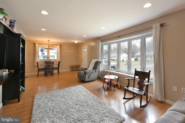 208 MARILYN RD, Hatboro, PA 19040