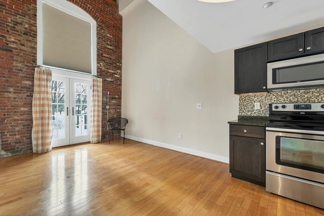 48 Landing Ln Unit 16, Laconia, NH 03246