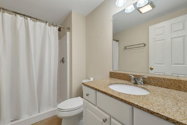 48 Landing Ln Unit 16, Laconia, NH 03246