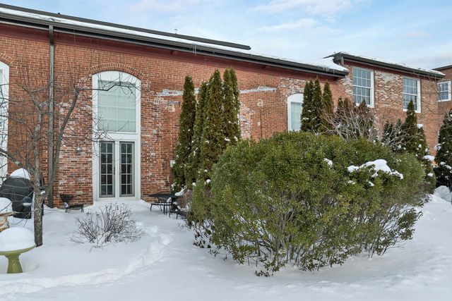 48 Landing Ln Unit 16, Laconia, NH 03246