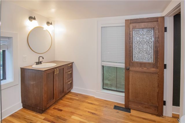 244 E Huntsville Road, Fayetteville, AR 72701