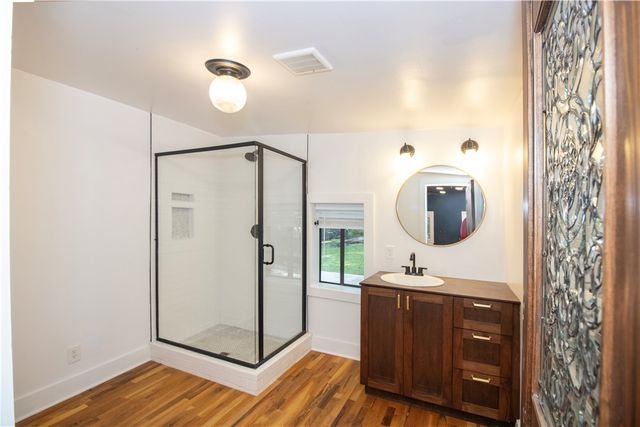 244 E Huntsville Road, Fayetteville, AR 72701