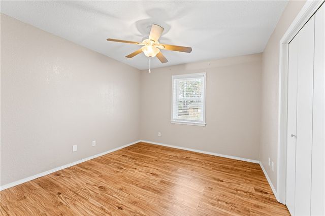 14750 Oakcrest Drive, Siloam Springs, AR 72761