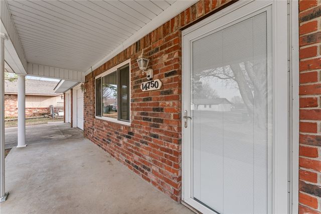 14750 Oakcrest Drive, Siloam Springs, AR 72761