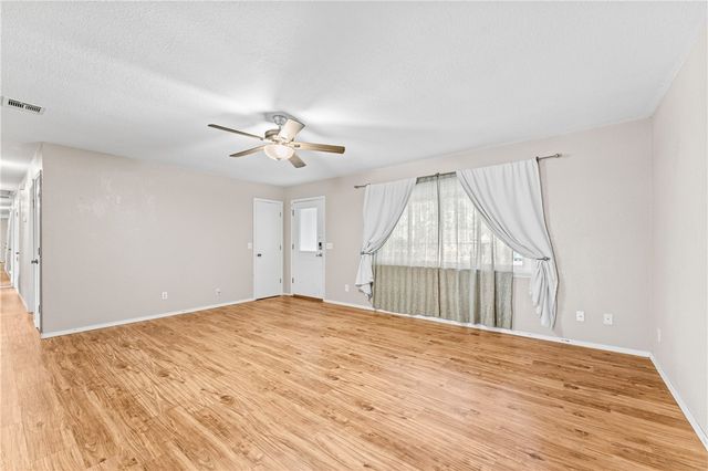 14750 Oakcrest Drive, Siloam Springs, AR 72761