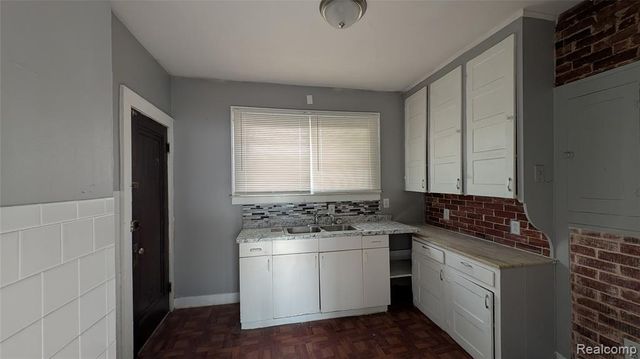 12333 Monica Street, Detroit, MI 48204