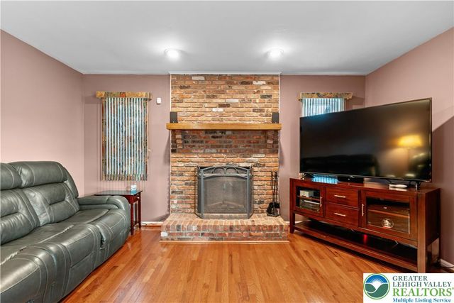 2702 Northampton Street, Bethlehem Twp, PA 18020