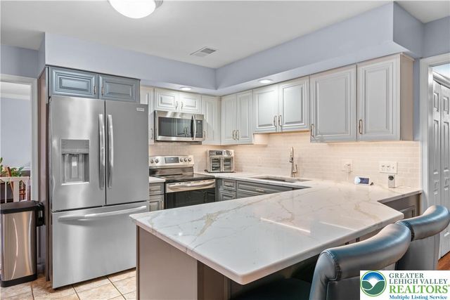 2702 Northampton Street, Bethlehem Twp, PA 18020