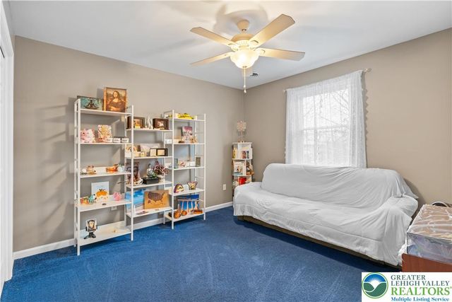 2702 Northampton Street, Bethlehem Twp, PA 18020