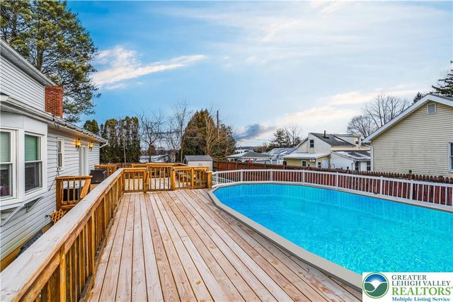 2702 Northampton Street, Bethlehem Twp, PA 18020