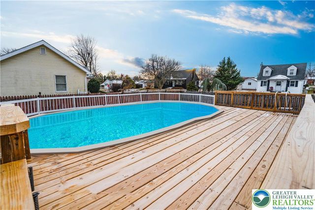 2702 Northampton Street, Bethlehem Twp, PA 18020