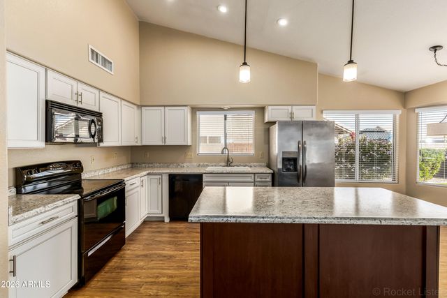 4309 E THISTLE LANDING Drive, Phoenix, AZ 85044