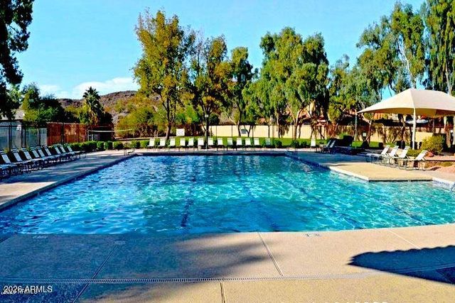 4309 E THISTLE LANDING Drive, Phoenix, AZ 85044