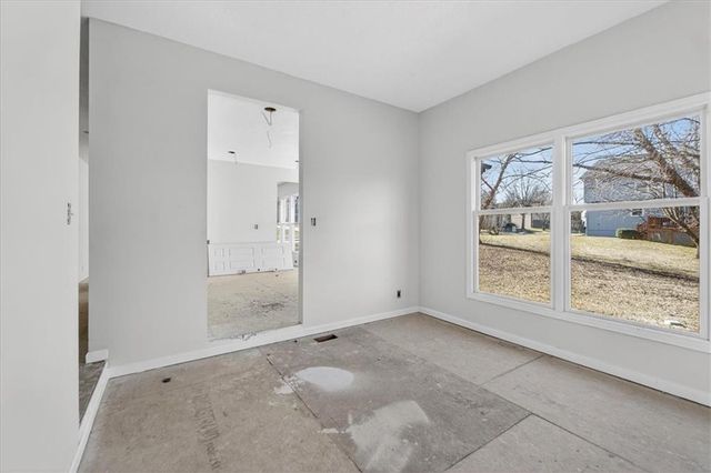 21526 W 51st Terrace, Shawnee, KS 66226