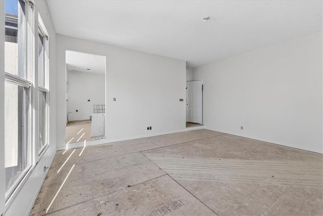 21526 W 51st Terrace, Shawnee, KS 66226