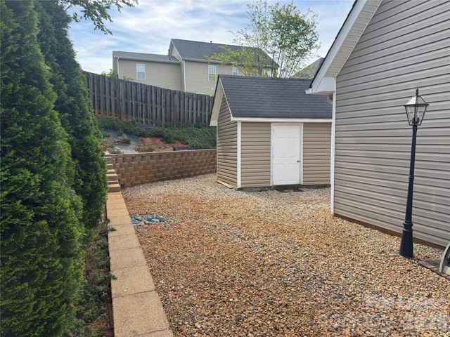 136 Madelia Place, Mooresville, NC 28115