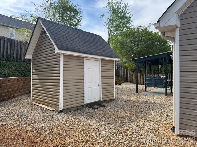 136 Madelia Place, Mooresville, NC 28115
