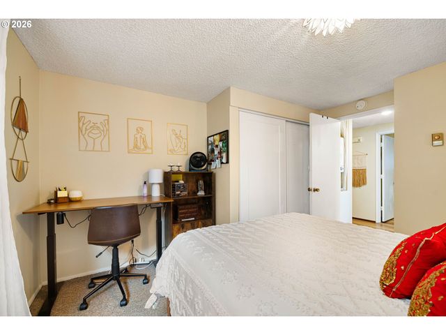 4083 DONALD St A, Eugene, OR 97405