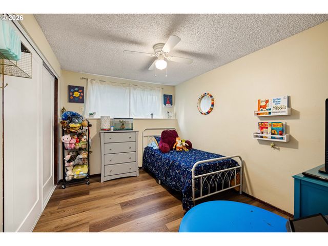 4083 DONALD St A, Eugene, OR 97405