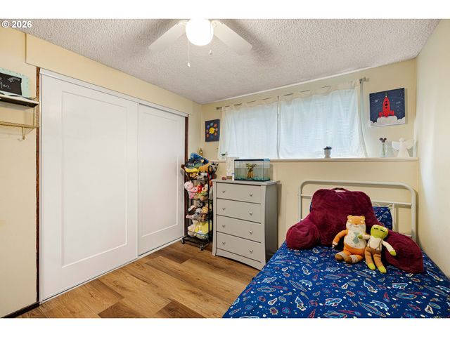 4083 DONALD St A, Eugene, OR 97405