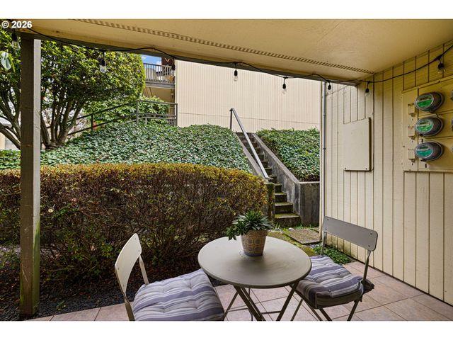 4083 DONALD St A, Eugene, OR 97405