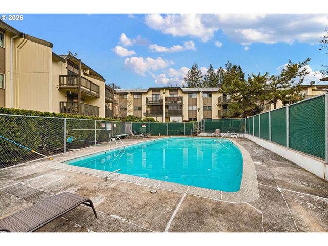 4083 DONALD St A, Eugene, OR 97405