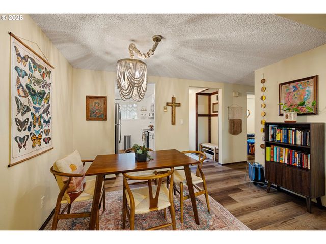 4083 DONALD St A, Eugene, OR 97405