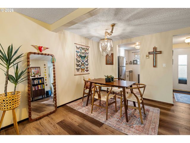 4083 DONALD St A, Eugene, OR 97405