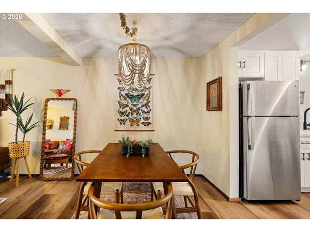 4083 DONALD St A, Eugene, OR 97405