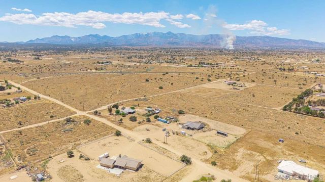 0 Trinidad RD 7, Phelan, CA 92371
