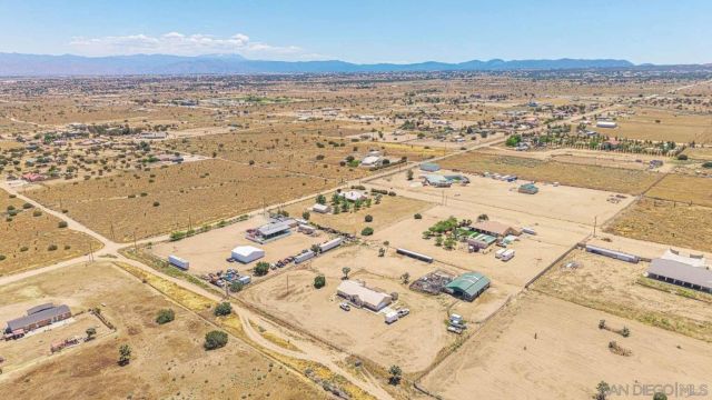 0 Trinidad RD 7, Phelan, CA 92371