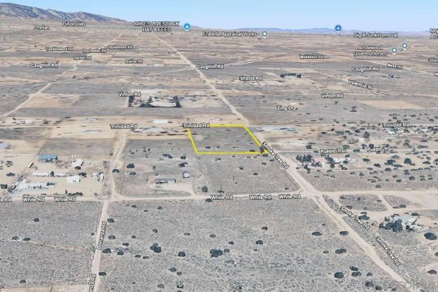 0 Trinidad RD 7, Phelan, CA 92371
