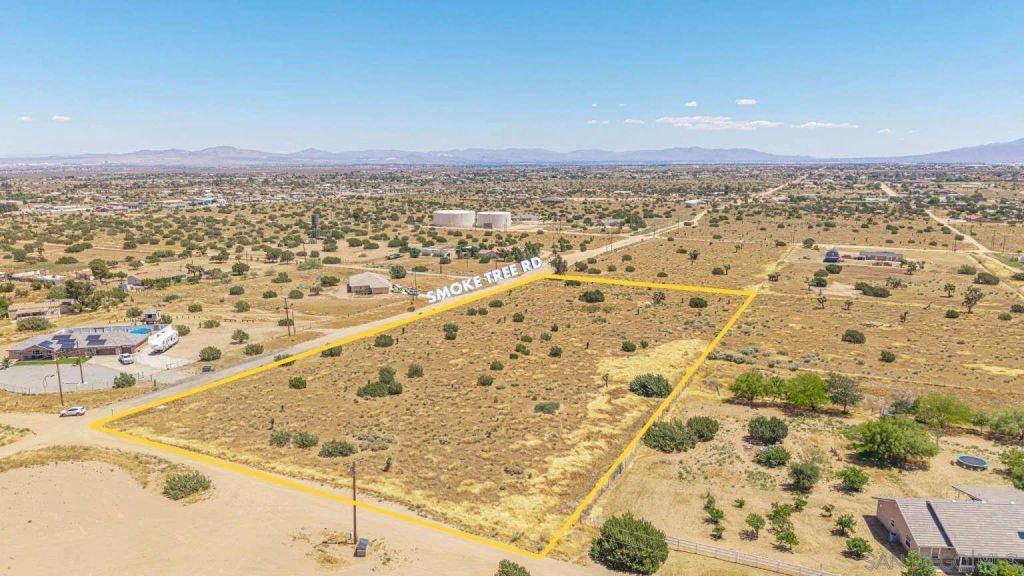 0 Trinidad RD 7, Phelan, CA 92371