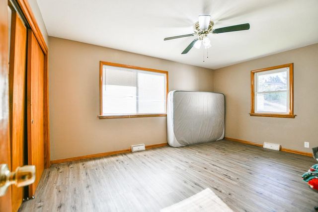 1306 Hillcrest Drive NE, Fridley, MN 55432